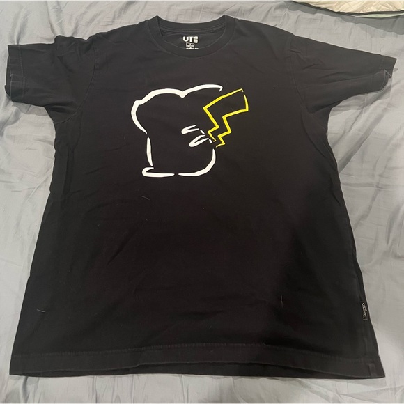 Uniqlo UT Pokémon Black T-Shirt - Picture 1 of 2
